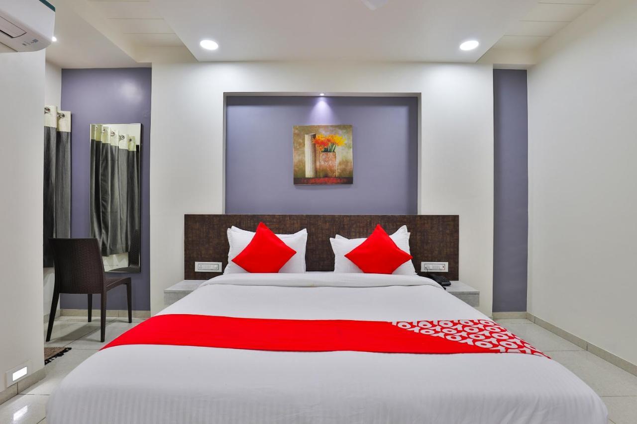Oyo 23174 Hotel Parth Inn Dwārka Zewnętrze zdjęcie