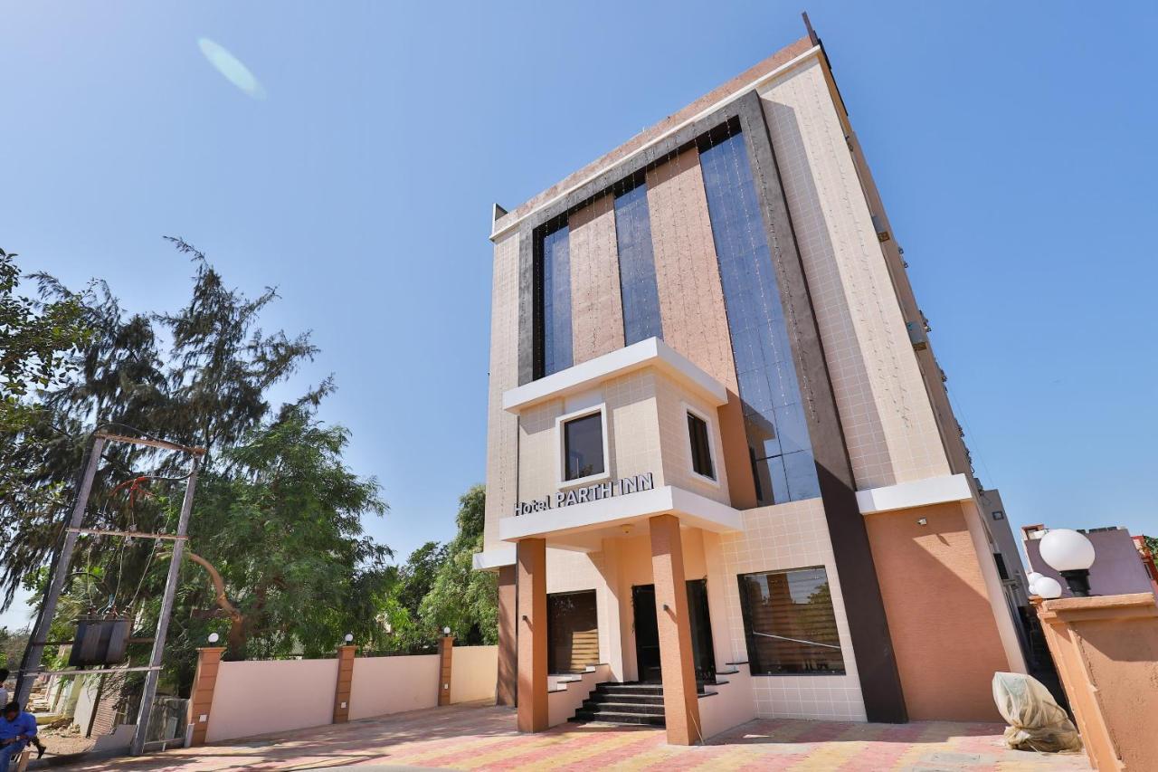 Oyo 23174 Hotel Parth Inn Dwārka Zewnętrze zdjęcie